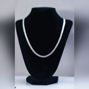 Flat diamon cut cuban chain